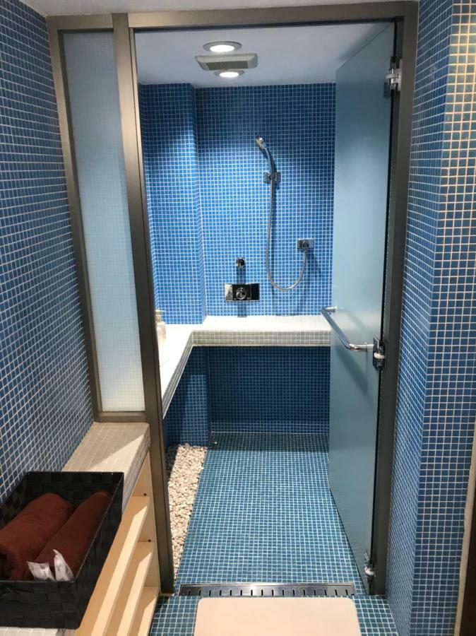 Hotel Aqua Osaka Luaran gambar